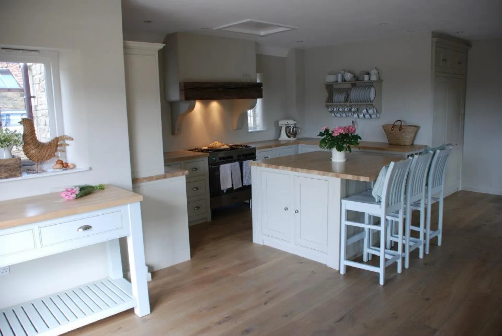 Bespoke shaker kitchen in South Gloucestershire by Paul Gunningham — Cold Ashton project, photo 9 of 20