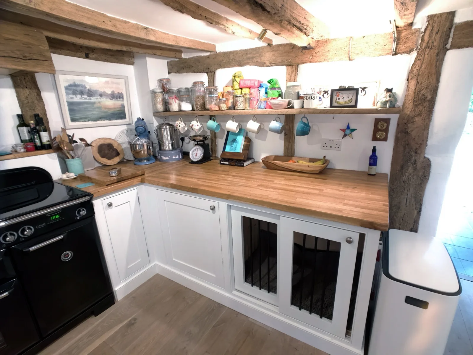 Bespoke shaker kitchen in Wallingford, Oxfordshire by Paul Gunningham — Wallingford Kitchen project, photo 4 of 8